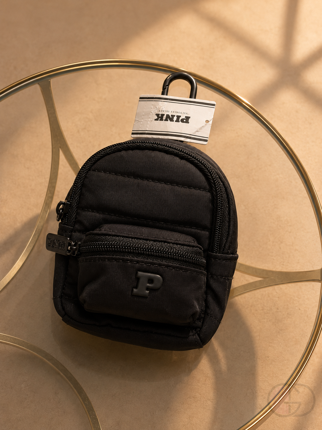 Monedero V'S Negro Tipo Mochila con Llavero