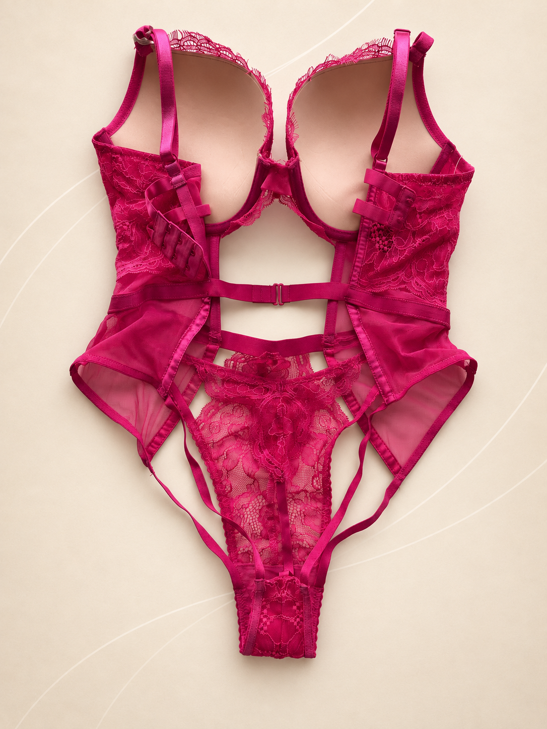 Body V'S Fucsia de Encaje con Aro y Tiras, vista posterior