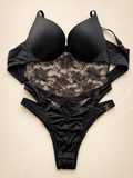 Body Negro con Encaje Floral y Copas Lisas, vista frontal