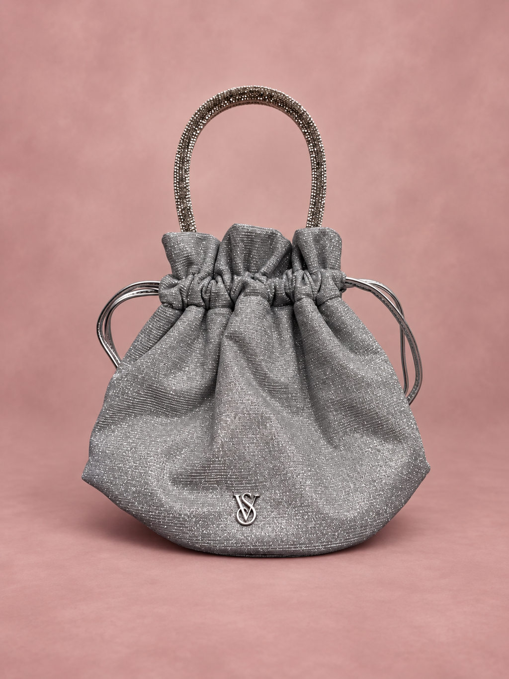 Bolso plateado V'S cerrado, frente