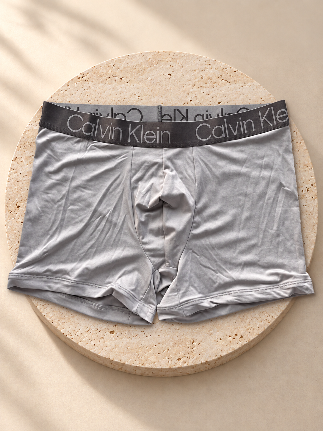 Boxer Calvin Klein gris con banda grafito