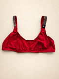 Corpiño V'S Rojo satinado con breteles estampados, vista frontal