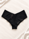 Panti V'S Negro de encaje con cintura en V, vista frontal
