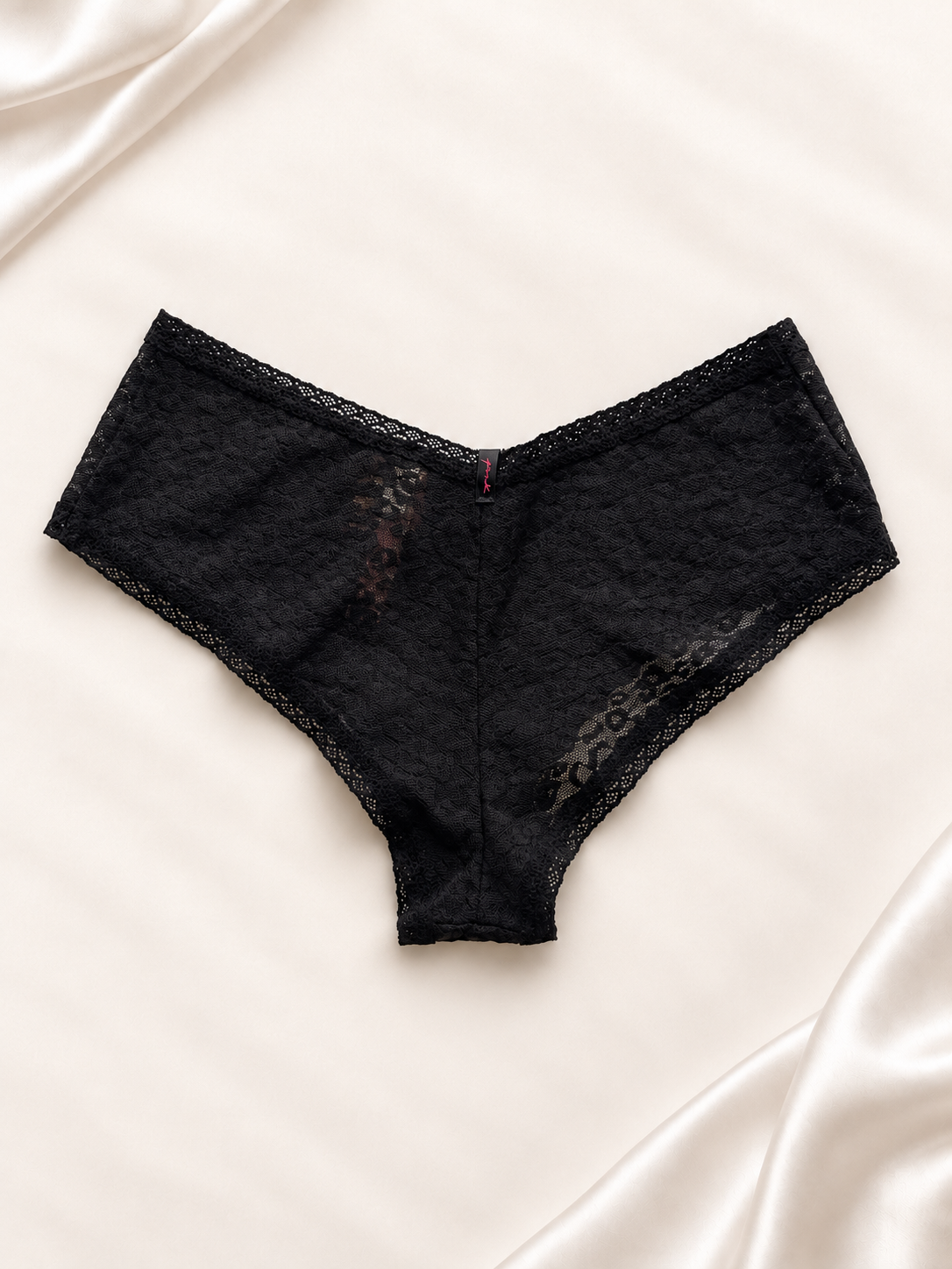 Panti V'S Negro de encaje con cintura en V, vista frontal