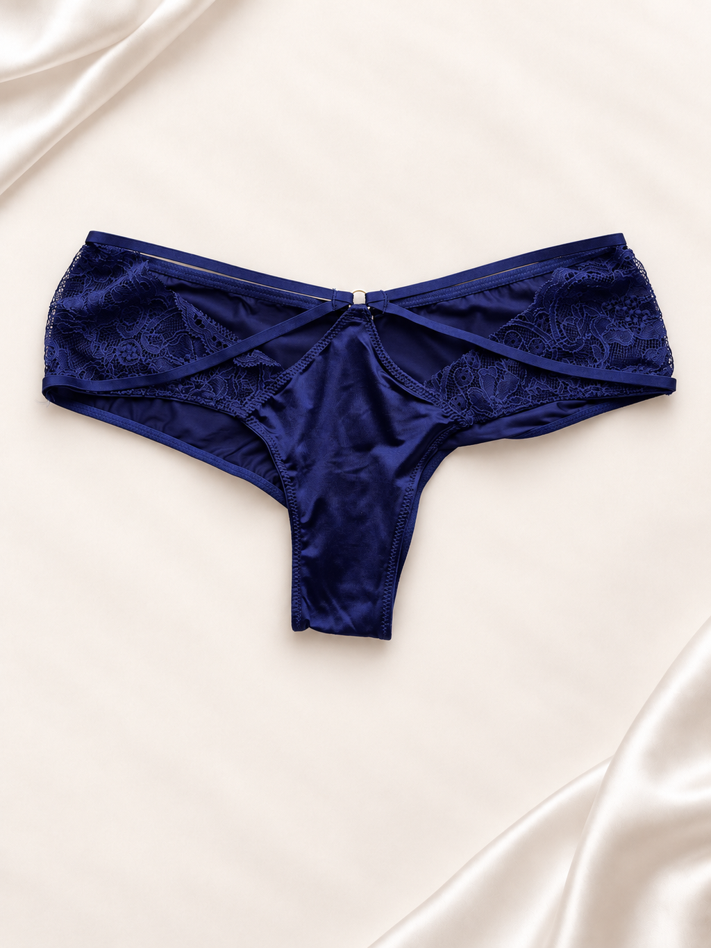 Panti V'S Azul marino con encaje y tiras cruzadas, vista frontal