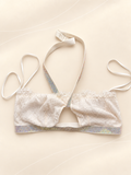 Top V'S Bandeau de Encaje Marfil con Detalles Brillantes, vista frente