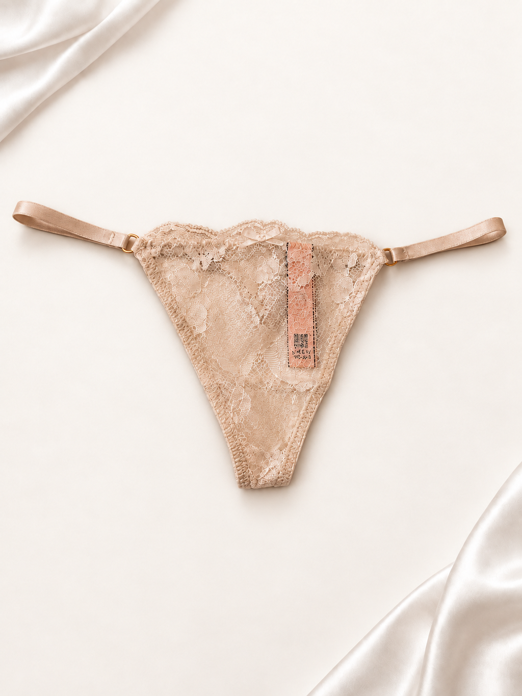 Panti V'S Lace Marfil con Tiras Satinadas, frente