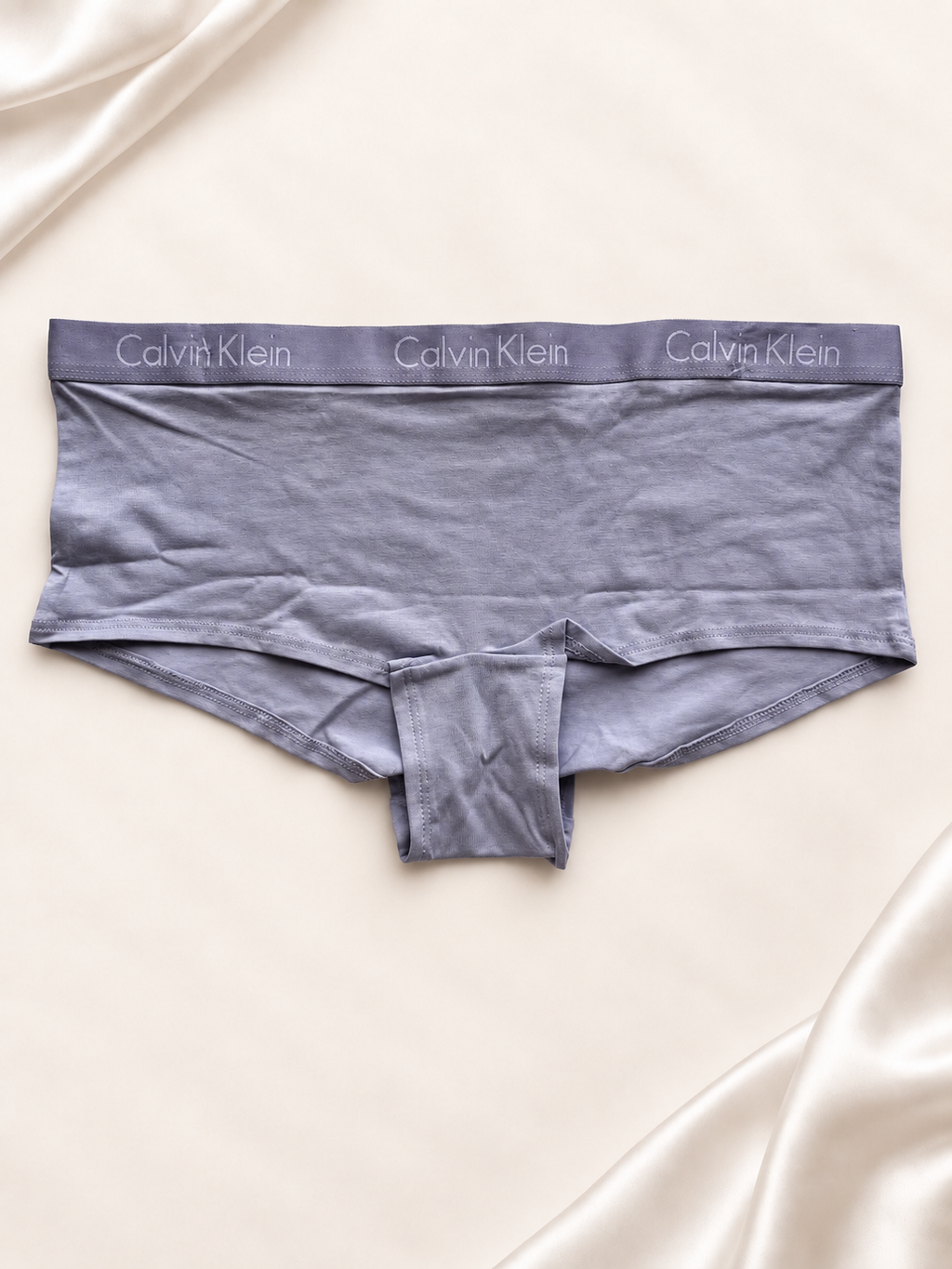 Panti Calvin Klein Lila de corte short con banda logo, vista posterior