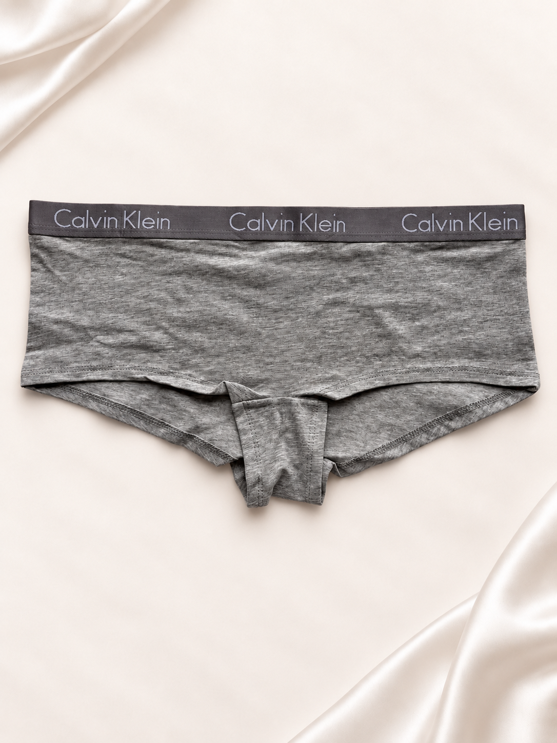 Panti Calvin Klein Gris melange de corte short con banda logo, vista posterior