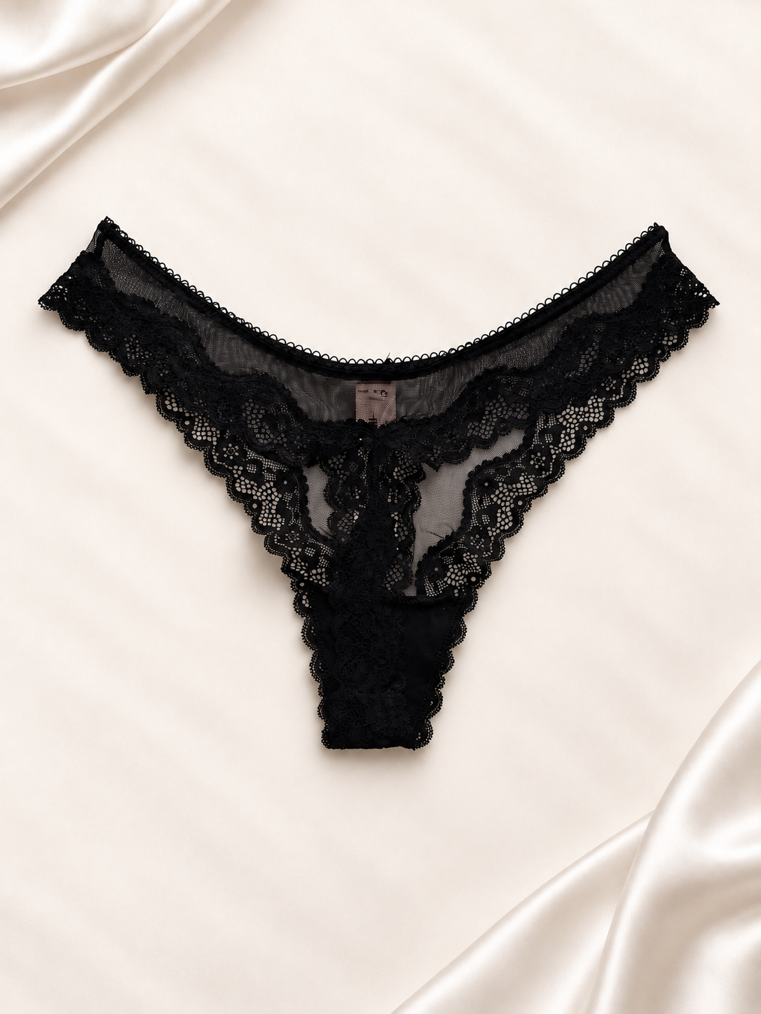 Panti V'S Negro de encaje floral, vista frontal