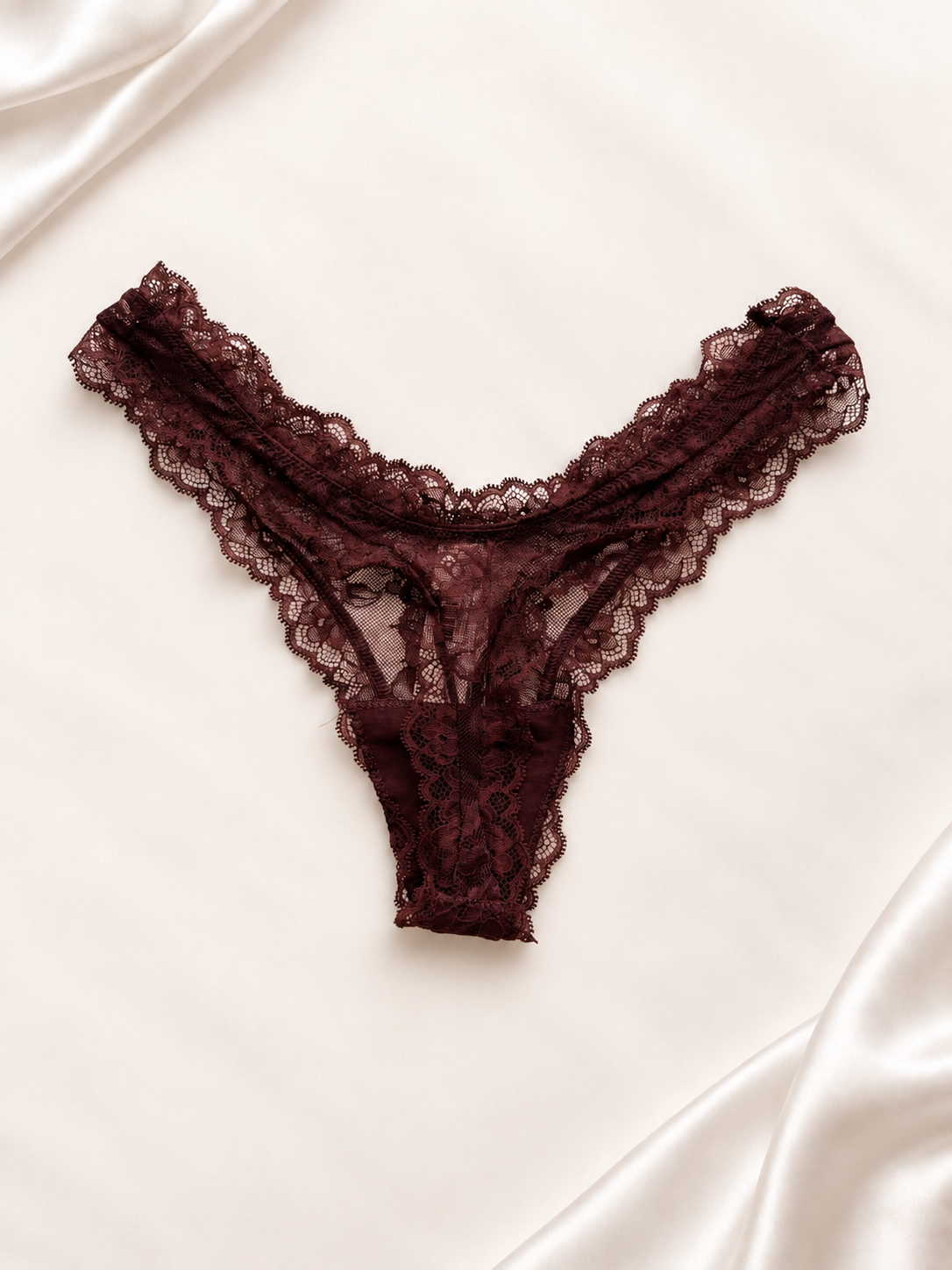 Panti V'S Bordó de encaje con laterales anchos, vista posterior