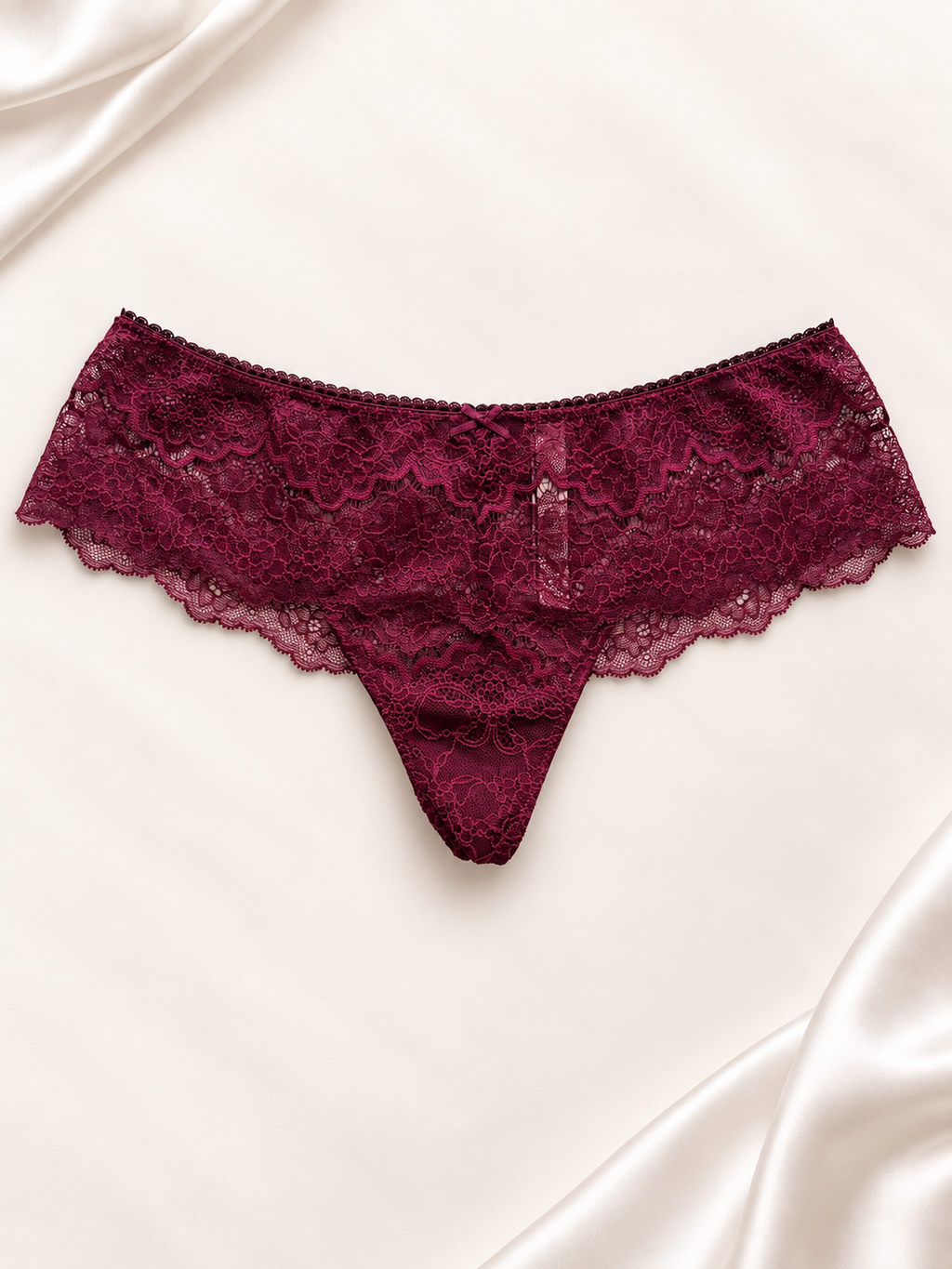 Panti V'S Bordó de encaje de corte short, vista frontal