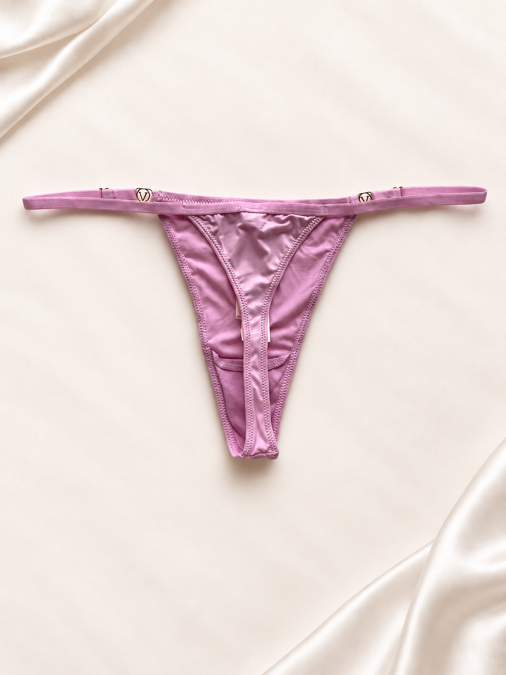 Panti V'S Rosa satinado de tiras finas, vista posterior