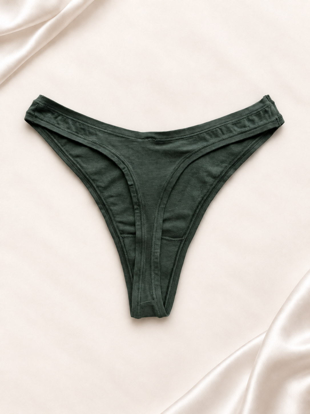 Panti V'S Verde oliva con logo bordado, vista posterior