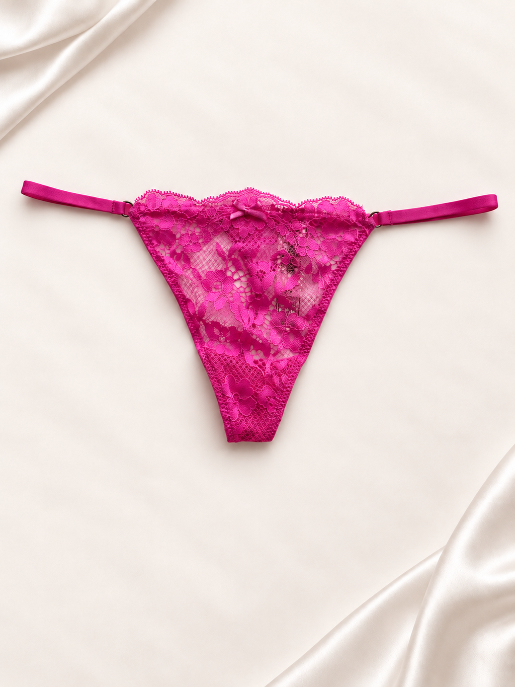 Panti V'S Fucsia de encaje floral con tiras finas, vista frontal