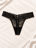 Frente de Panti V'S negro de encaje con cintura ancha