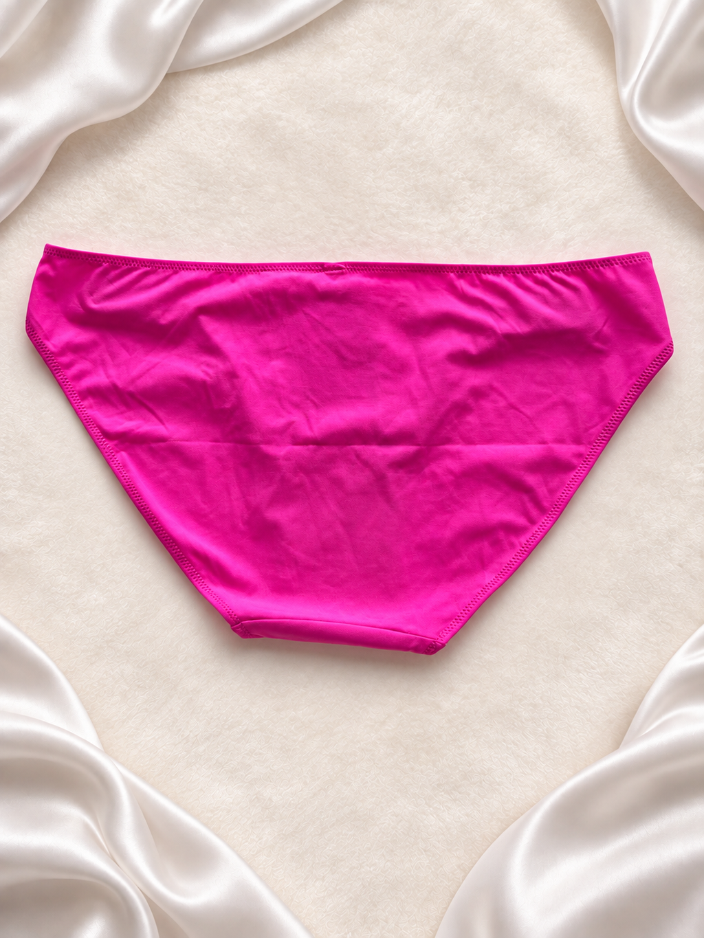Panti clásico fucsia, vista posterior