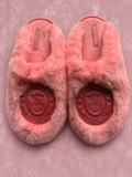 Pantuflas V's Signature Plush Rosa — vista 1