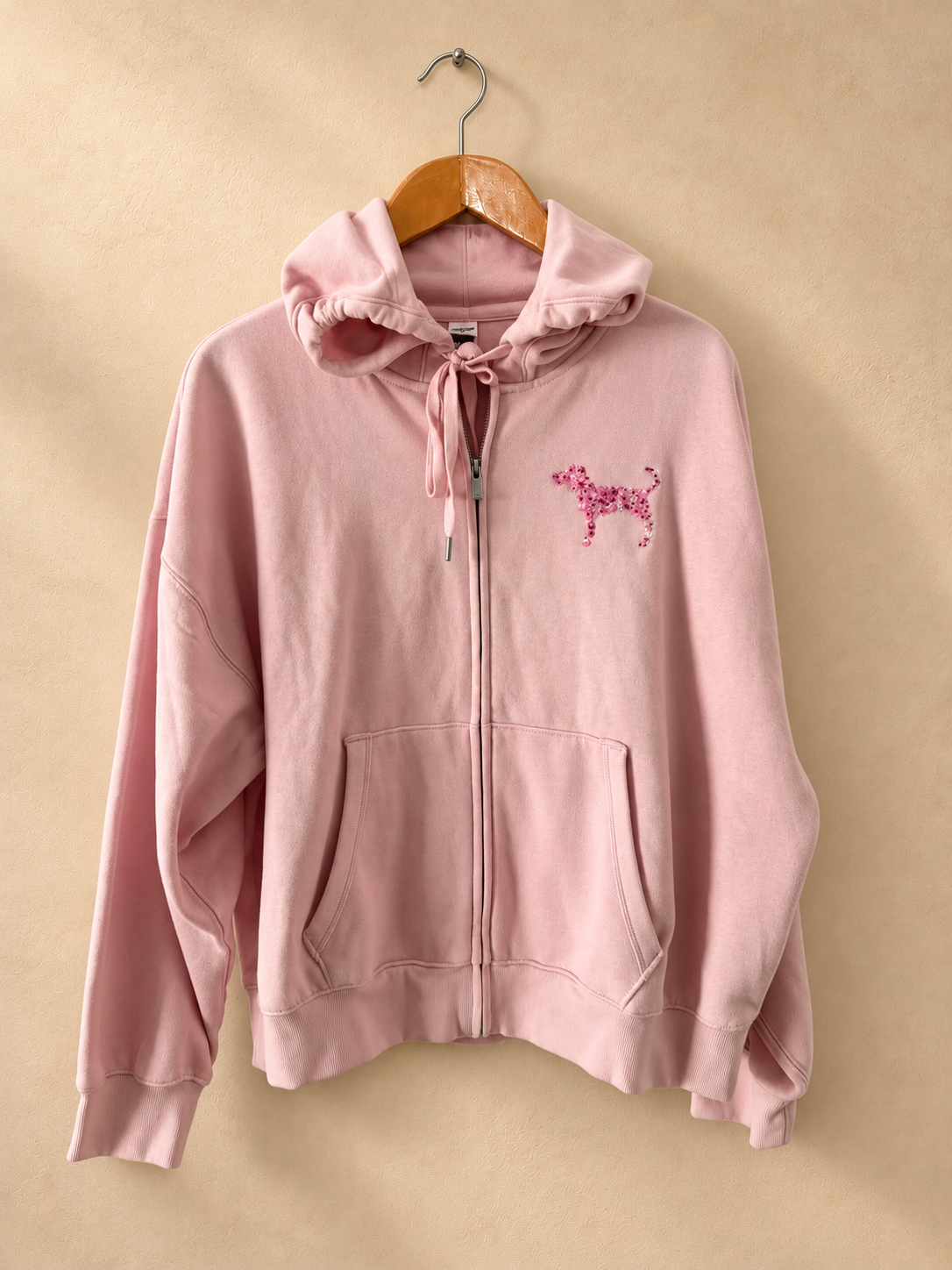 Buzo PINK Rosa con Cierre y Bordado de Perro, frente