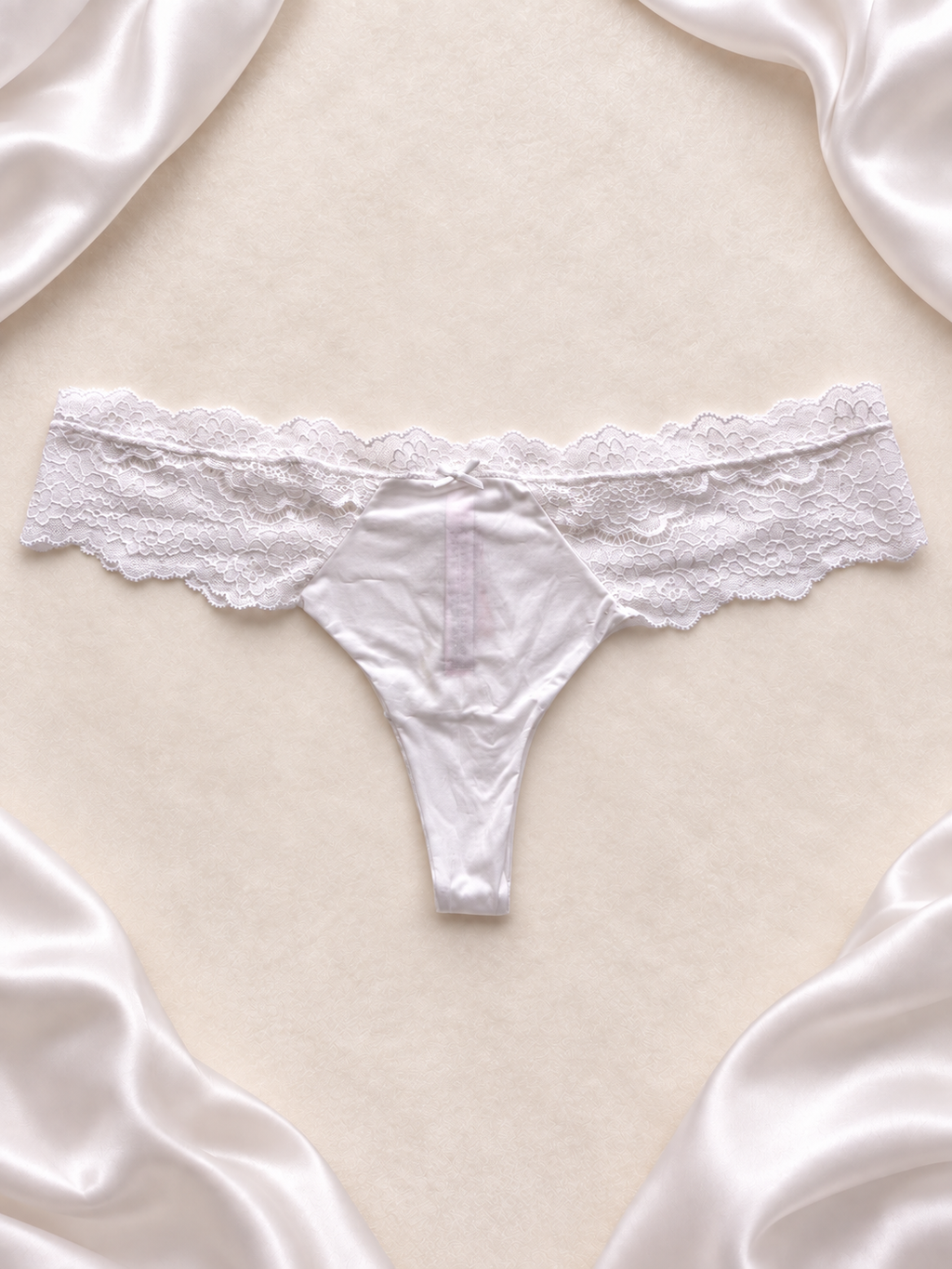 Panti blanco de encaje floral, dorso