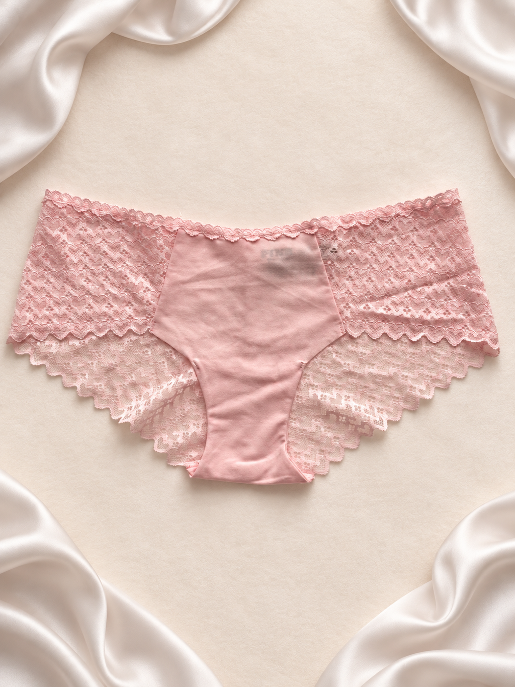 Panti short de encaje rosa, vista uno