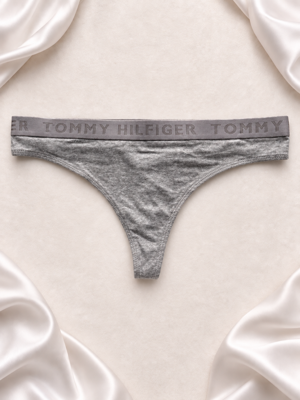 Panti Tommy Hilfiger gris melange, dorso